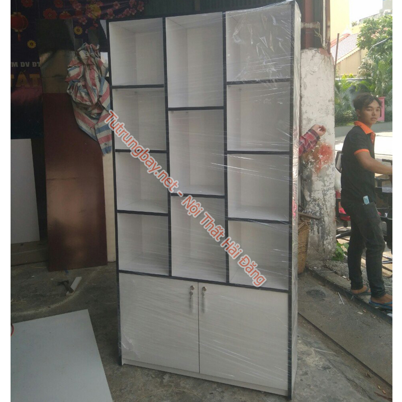 Kệ Trưng Bày Gỗ Trắng Viền Đen Giá Xưởng 3 ke trung bay gia re Tphcm 4