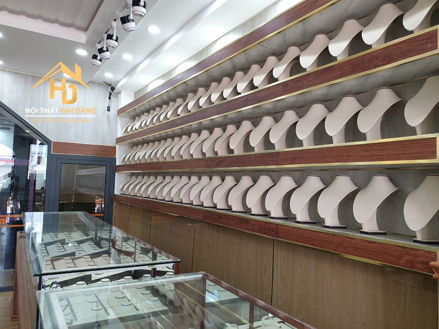 Tủ kệ trưng bày trang sức phụ kiện