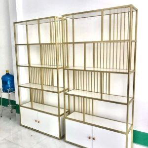 Trang Chủ 96 Kệ trưng bày mỹ phẩm thiết kế hiện đại